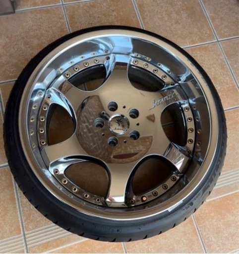 バズレイア 19inch