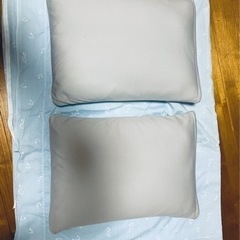 枕  2つセット  ほぼ未使用