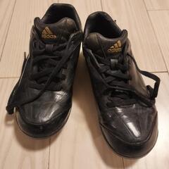 アディダス　少年野球用スパイク