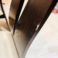 ダイニングテーブル　椅子4脚セット　モダン風の画像