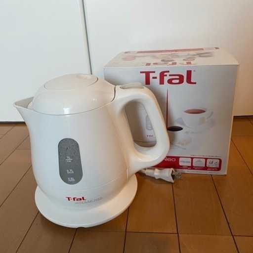 ティファール　電気ケトル　ヴィテス　T−FAL KO5011JP WHITE