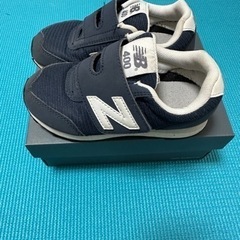 各2000円になります　ニューバランススニーカー　キッズの画像