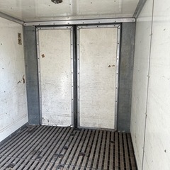 値下げしました！保冷車　トラック　荷台　箱車　車　自動車　部品の画像