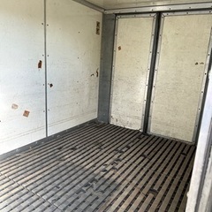 値下げしました！保冷車　トラック　荷台　箱車　車　自動車　部品の画像