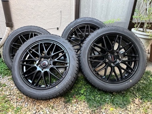美品アルミホイール付きスタッドレスプリウスαで使用
