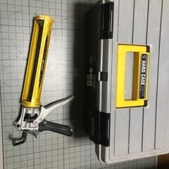 タジマ　コーキングガンと工具箱