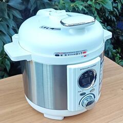★美品！2023年製！★LIVCETRA  電気圧力鍋 LPC-T1201の画像