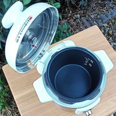 ★美品！2023年製！★LIVCETRA  電気圧力鍋 LPC-T1201の画像