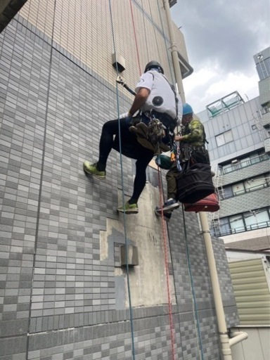 高所、難所のお仕事お受けします！ロープアクセスのシースコア！