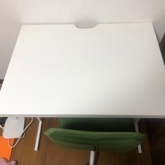 最終値下げ！美品！コンパクトな学習&パソコン机　椅子付き