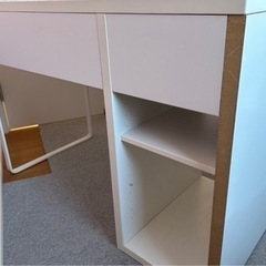 【決まりました】IKEA MICKE ミッケ　学習机の画像