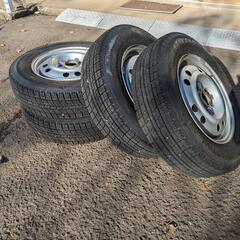 中古スタッドレスタイヤ 175/80R15 90Q パジェロミニ