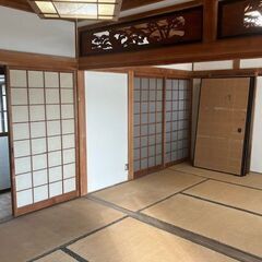 (交渉中)再建築可能です！早い者勝ち！民泊も出来るかと思われます！激安の兵庫県加西市上野町の物件！2台～駐車場＆庭付き！一戸建て 自然と都会が混合 − 兵庫県