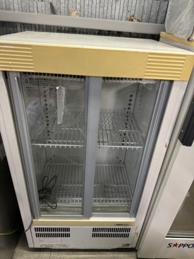 サンヨー冷蔵ショーケース