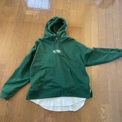 RODEO CROWNS緑色パーカーの画像