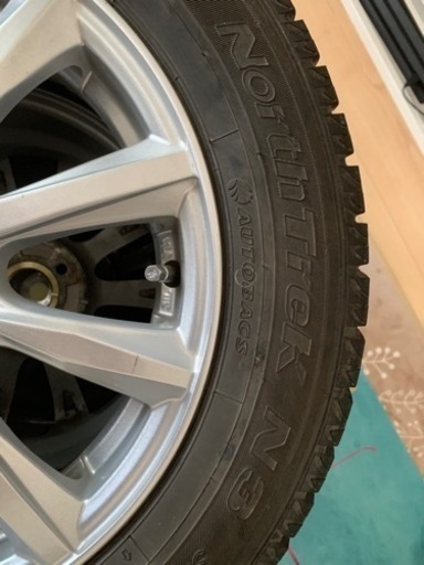 (売り先決まりました)175/65R 15スタッドレスホイールタイヤセット　ホンダフィット等
