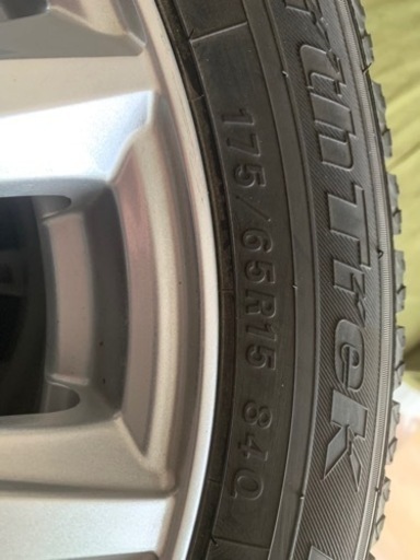 (売り先決まりました)175/65R 15スタッドレスホイールタイヤセット　ホンダフィット等