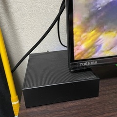 東芝REGZA50型+ シアターラック +録画機の画像