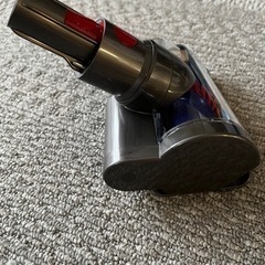 Dyson micro plus 毛絡み防止スクリューツールの画像