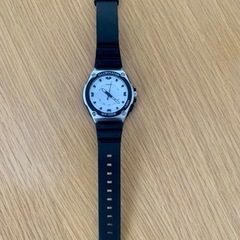 CASIO 腕時計　MWC100Hホワイトの画像
