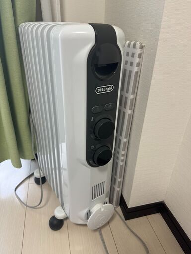デロンギオイルヒーター：RHJ35M0812-DG