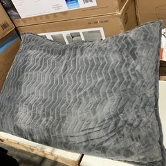 コストコ  大きいクッション  大阪近郊のみ手渡し11,000円  引取り8,000円