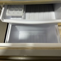 SHARP 冷蔵庫の画像
