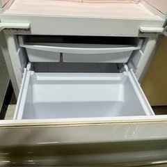 SHARP 冷蔵庫の画像