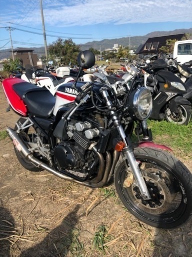 ヤマハ　FZ400   書類付ベース車