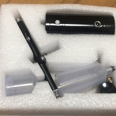 充電式エアコンプレッサーエアスプレイの画像