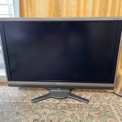 2200円　テレビ　40型　AQUOS シャープ