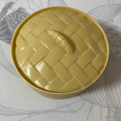 💫 スクイーズ玩具 肉まん おもちゃ TPR素材 プッシュポップ 減圧おもちゃ 蒸し器付き 指スケ おもちゃ 減圧グッズ かわいい ストレス解消 握ってストレス発散 子供大人に適用の画像