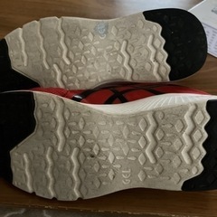 asicsスニーカー　アシックススニーカーの画像