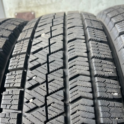 極上タイヤ　BRIDGESTONE ブリヂストン　ブリジストン VRX2 175/70R14 スタッドレス　タイヤ　2021年製　14