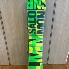 Burton スノーボード板の画像