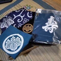 丸五三の桐家紋入り 広蓋他