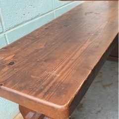 ダイニングテーブルの画像