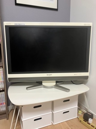 シャープAQUOSテレビ　32インチ