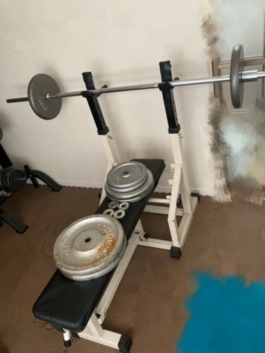 【決定済】ダンベルラック、ベンチプレス、トレーニング