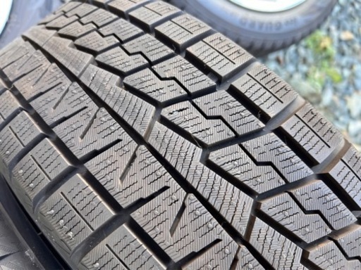 185/55R15 ヨコハマ ice GUARD iG70スタッドレスホイールセット ヴィッツbB アクア他