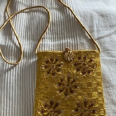タイ　ビーズ　刺繍ポシェット