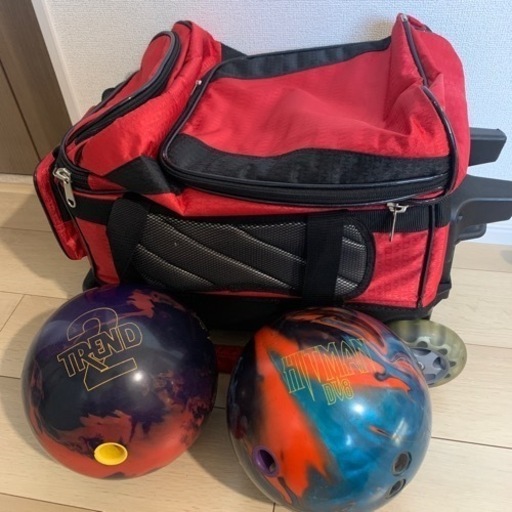 【プラグしました5枚目参照】ボウリングボール15P2個　STORMトレンド2/DV8 ヒットマン 2ボールバッグ