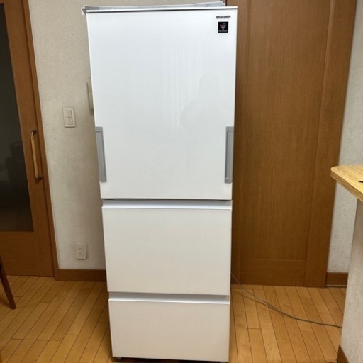 再募  SHARP冷蔵庫両開き扉