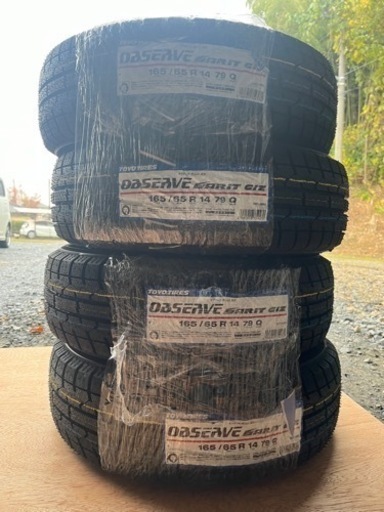 165/65r14  新品スタッドレス4本　直接引き取り限定