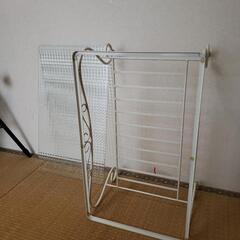 猫脚ガラス天板かわいいテーブルの画像