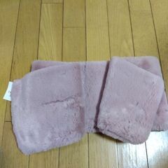 LOVELY ビジュー付きマフラー　ピンクの画像