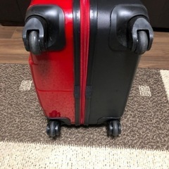 スーツケース（中）の画像