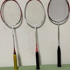 バトミントン&テニスラケットの画像