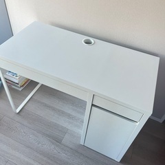 美品★IKEAの机