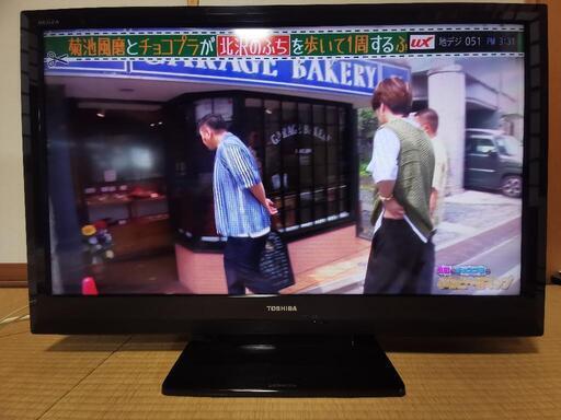 TOSHIBA　REGZA　40インチ　液晶テレビ